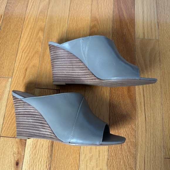 Franco Sarto grey leather wedges sandals slip-on shoes size 8 - Picture 4 of 7